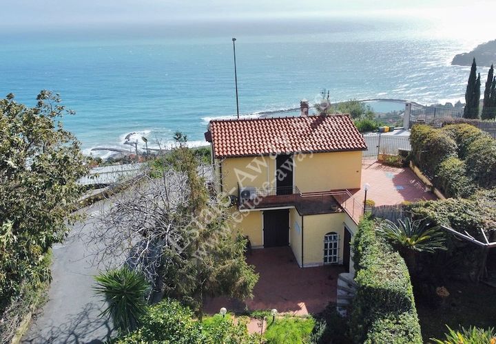 Byhus i Ospedaletti, Imperia, Ospedaletti - € 380.000 | Ref: EM1279 - foto 1